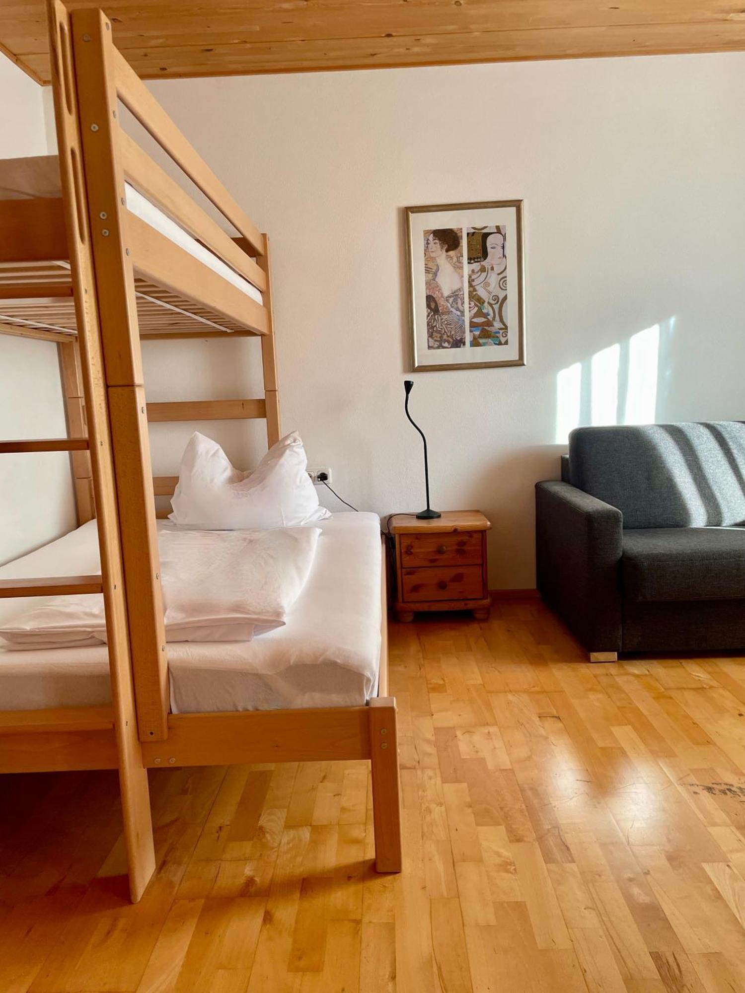 Sonnenblumenhof Guest House Mühlheim Екстериор снимка
