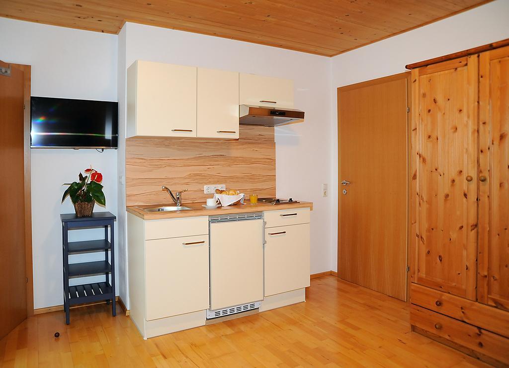 Sonnenblumenhof Guest House Mühlheim Стая снимка